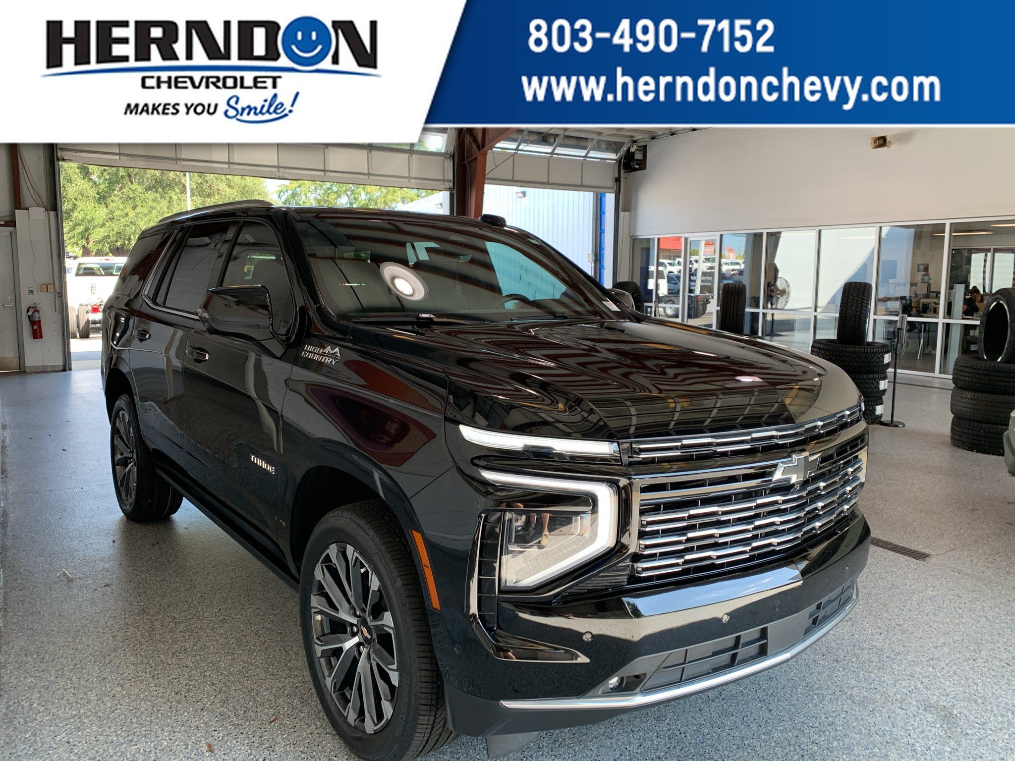 Used 2025 Chevrolet Tahoe High Country AWD/4WD image 1