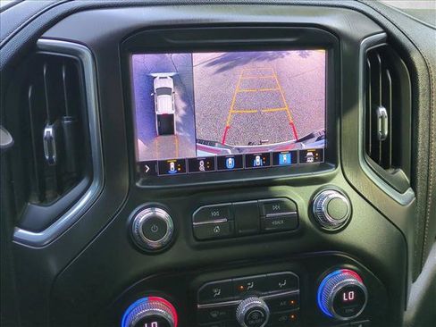 Used 2021 GMC Sierra 2500 AT4 w/ AT4 Premium Plus Package AWD/4WD image 14