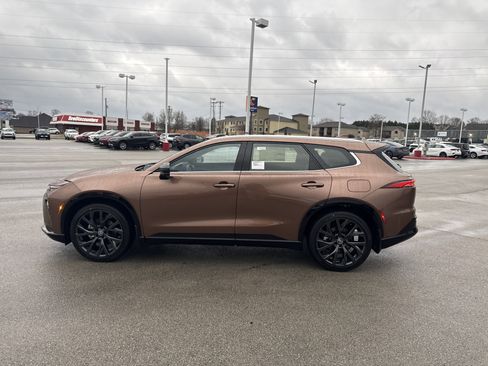 New 2025 Toyota Crown Signia Limited image 6