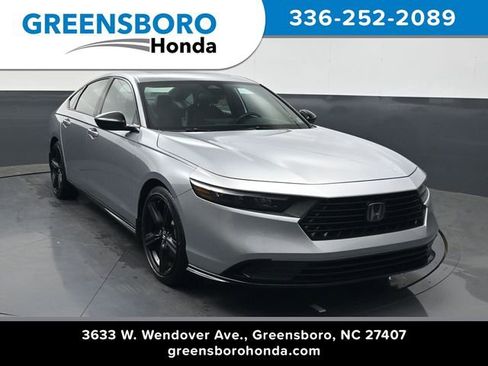 Used 2023 Honda Accord Sport image 1