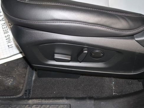 Used 2023 Ford Explorer XLT w/ Equipment Group 202A image 26