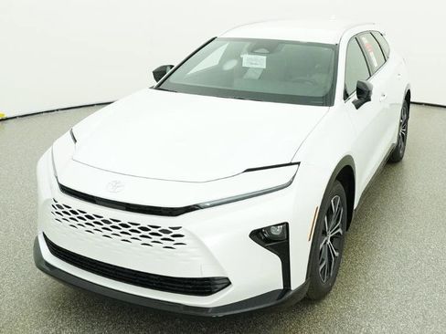 New 2026 Toyota Crown Signia AWD/4WD image 4