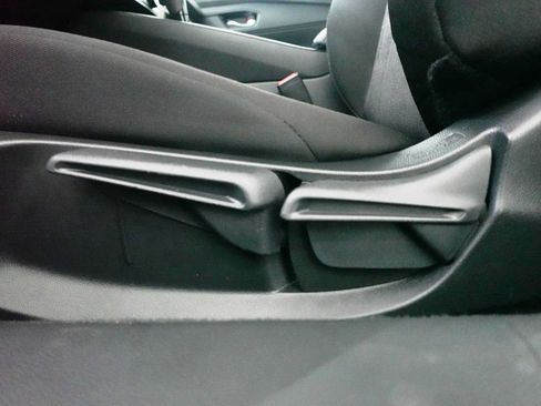 Used 2025 Honda Accord LX image 14