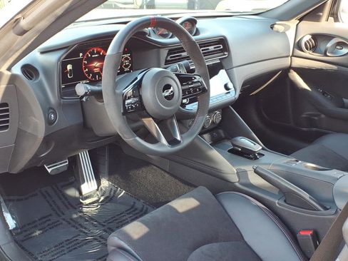 Used 2024 Nissan Z NISMO w/ Floor Mat Package image 6