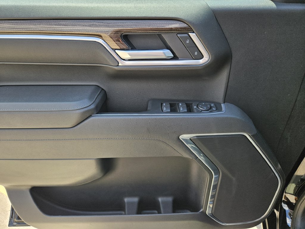Used 2026 Chevrolet Silverado 1500 RST RWD image 14