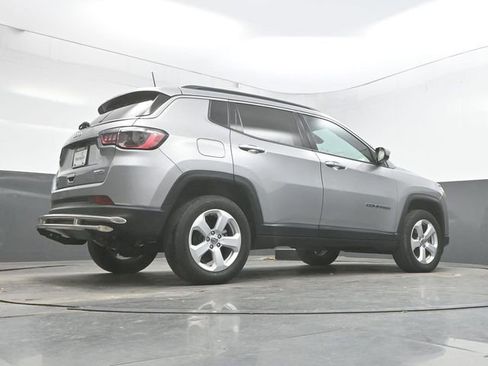 Used 2021 Jeep Compass Latitude image 38