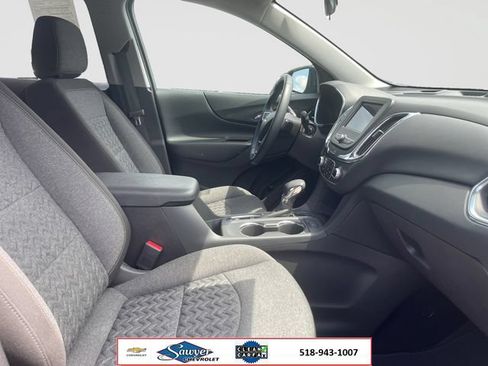 Used 2023 Chevrolet Equinox LT AWD/4WD image 16