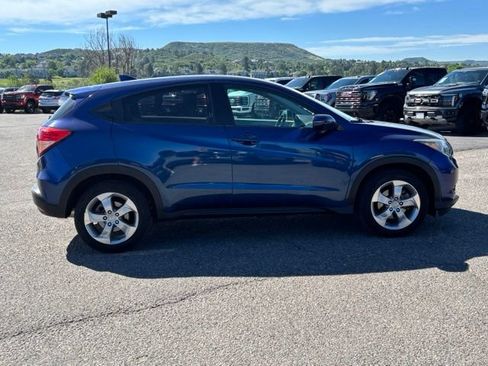Used 2016 Honda HR-V EX image 6