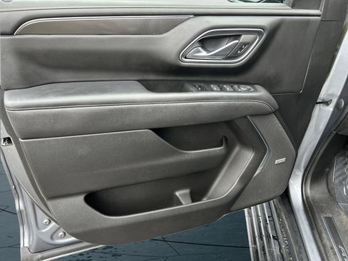 Used 2022 GMC Yukon AT4 w/ AT4 Premium Package image 15