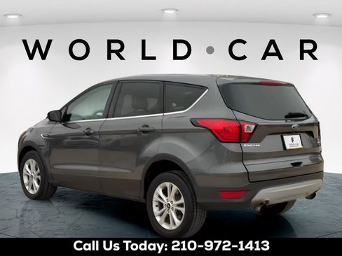 Used 2019 Ford Escape SE AWD/4WD image 5