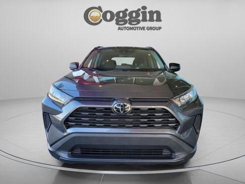 Used 2021 Toyota RAV4 LE image 8