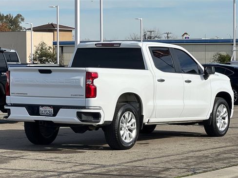 Used 2024 Chevrolet Silverado 1500 Custom image 5