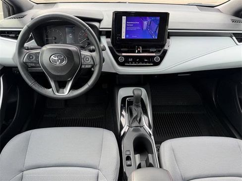Certified 2025 Toyota Corolla SE image 9