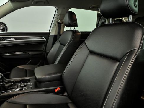 Used 2019 Volkswagen Atlas SE w/ Towing Package image 13