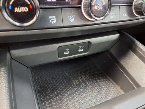 Used 2024 Honda Accord EX image 14
