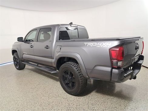 Used 2018 Toyota Tacoma TRD Off-Road image 7