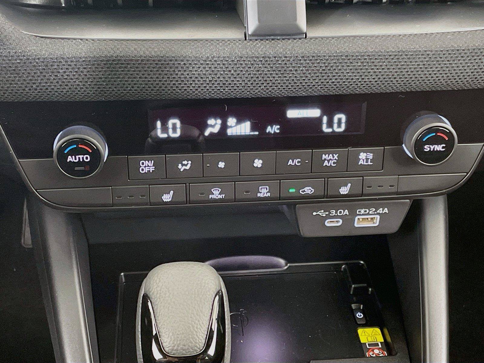 New 2026 Subaru Outback Limited AWD/4WD image 9
