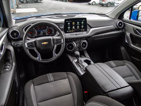 Used 2024 Chevrolet Blazer LT w/ Convenience Package FWD image 27