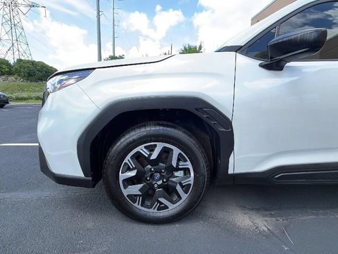 Used 2025 Subaru Forester AWD/4WD image 15