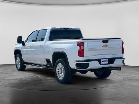 Used 2022 Chevrolet Silverado 3500 High Country w/ Z71 Off-Road Package AWD/4WD image 7