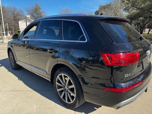 Used 2017 Audi Q7 3.0T Premium Plus image 18