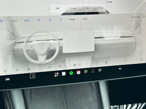 Used 2022 Tesla Model Y Performance AWD/4WD image 22