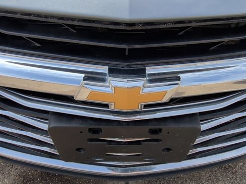 Used 2025 Chevrolet Malibu LT FWD image 11