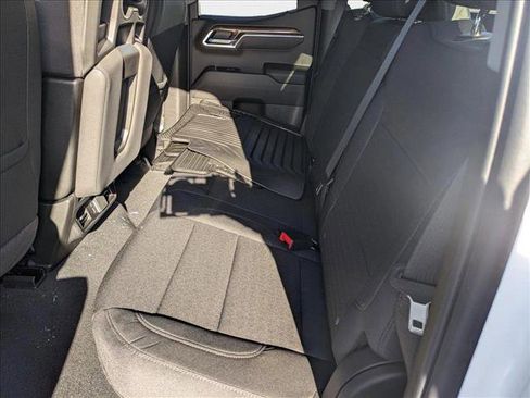 New 2025 Chevrolet Silverado 1500 LT image 19