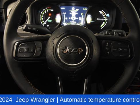 Used 2024 Jeep Wrangler Unlimited AWD/4WD image 11