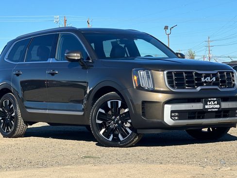 Used 2024 Kia Telluride SX Prestige AWD/4WD image 2