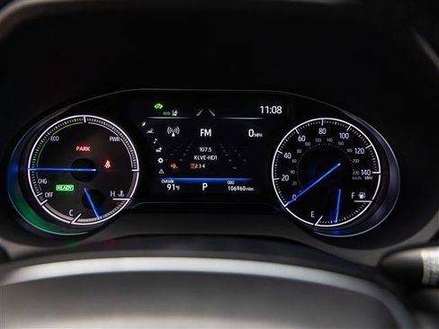 Used 2022 Toyota Venza XLE AWD/4WD image 22