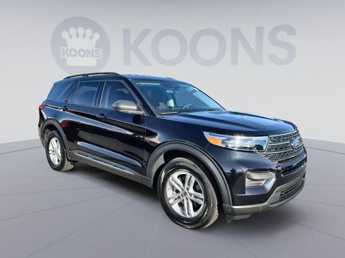 Used 2023 Ford Explorer XLT image 10