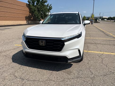 Used 2024 Honda CR-V EX-L image 9