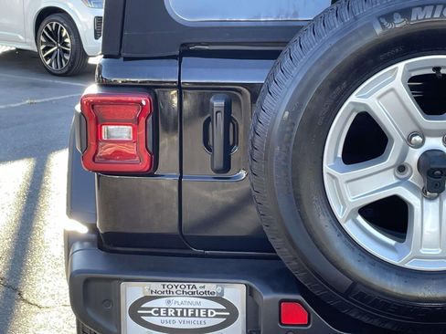 Used 2021 Jeep Wrangler Unlimited Sport S image 13
