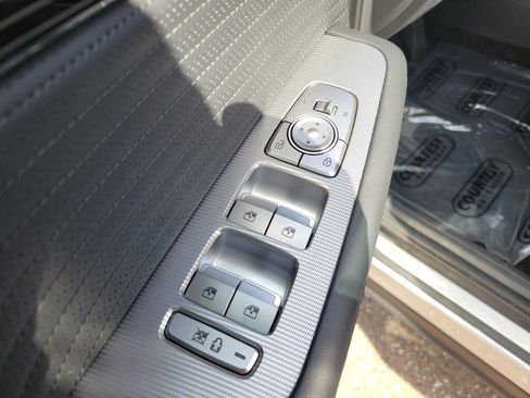 Used 2023 Hyundai Palisade Calligraphy image 16