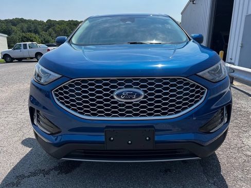 Used 2024 Ford Edge SEL w/ Convenience Package AWD/4WD image 4