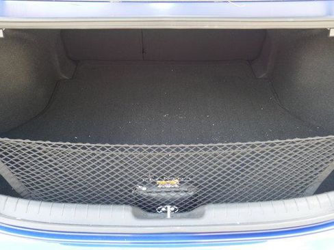 Used 2023 Hyundai Elantra Limited image 6