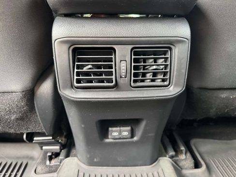 Used 2023 Toyota RAV4 SE w/ Weather & Moonroof Package AWD/4WD image 17