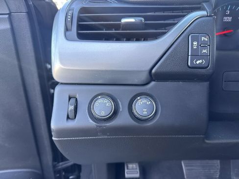 Used 2019 Chevrolet Tahoe LT AWD/4WD image 31