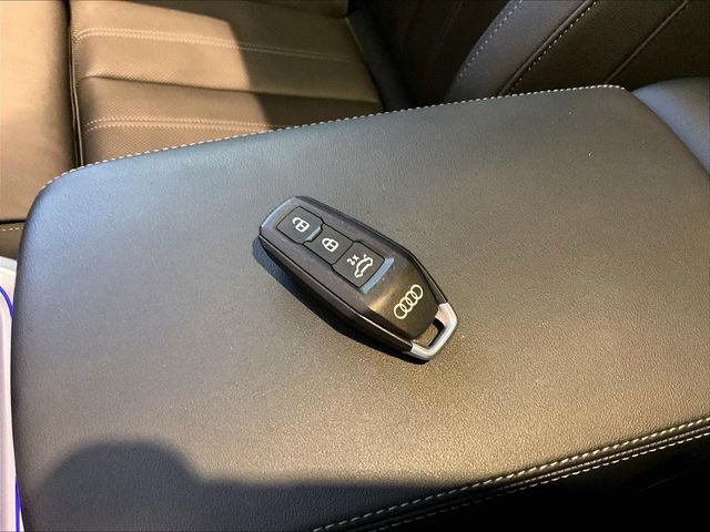 Certified 2025 Audi Q5 Premium w/ Premium Plus AWD/4WD image 22