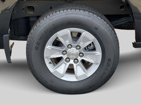 Used 2022 Chevrolet Silverado 1500 LT image 6