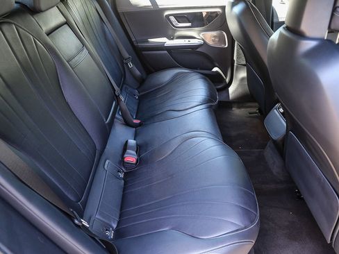 Used 2023 Mercedes-Benz EQE 500 4MATIC Sedan image 16