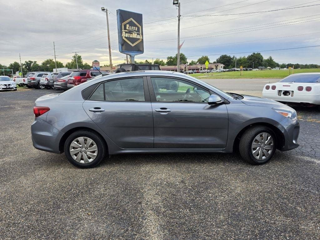 Used 2019 Kia Rio S FWD image 3