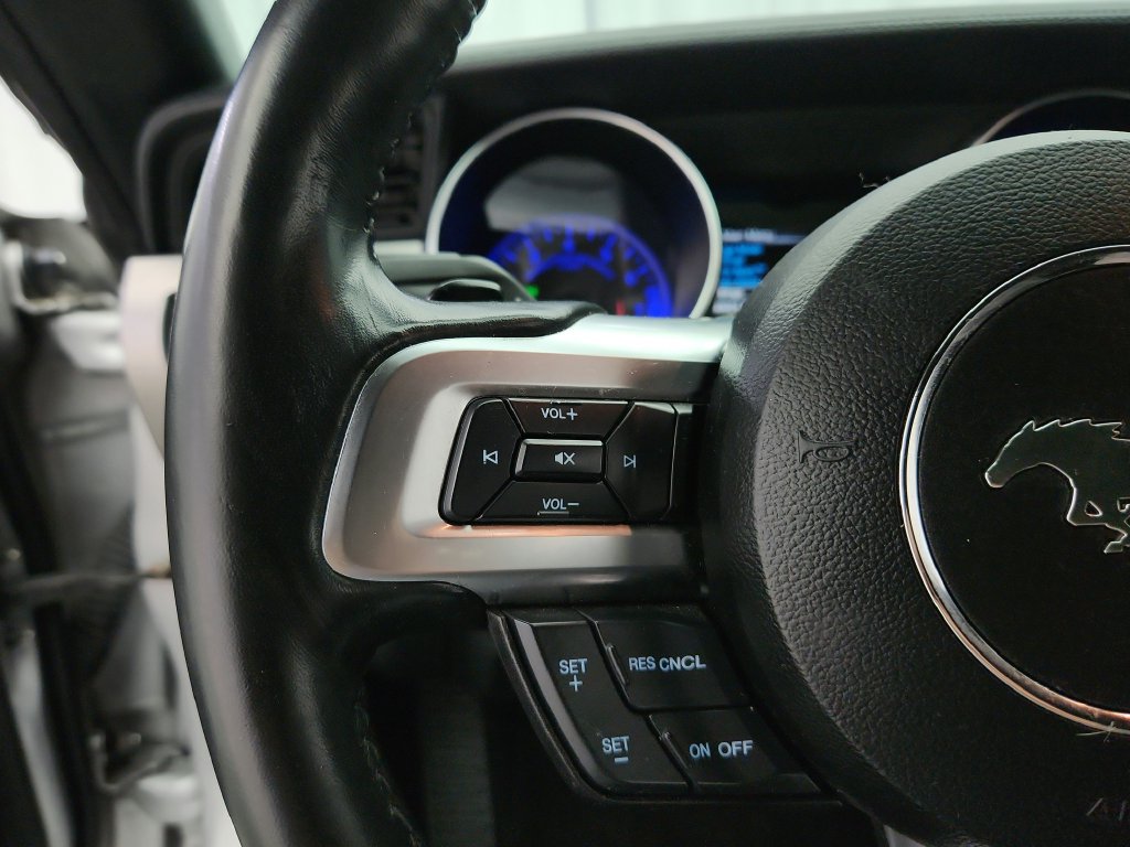 Used 2018 Ford Mustang Premium RWD image 17