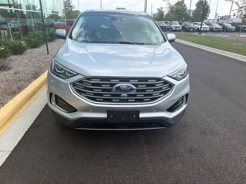 Used 2019 Ford Edge Titanium w/ Equipment Group 301A AWD/4WD image 21