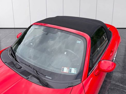 Used 2006 MAZDA MX-5 Miata Grand Touring w/ Premium Pkg RWD image 5