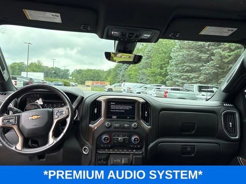 Used 2022 Chevrolet Silverado 1500 High Country w/ Technology Package AWD/4WD image 7
