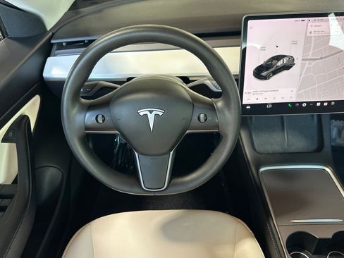 Used 2021 Tesla Model 3 Long Range AWD/4WD image 4
