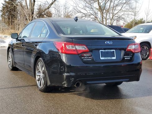 Used 2016 Subaru Legacy 2.5i Limited image 2