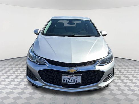 Used 2019 Chevrolet Cruze LS w/ LS Fleet Convenience Package FWD image 2